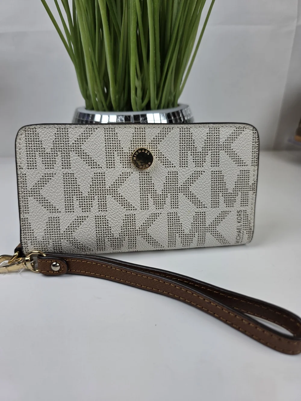 Michael Kors White Logo Wristlet Wallet Phone Case NWT